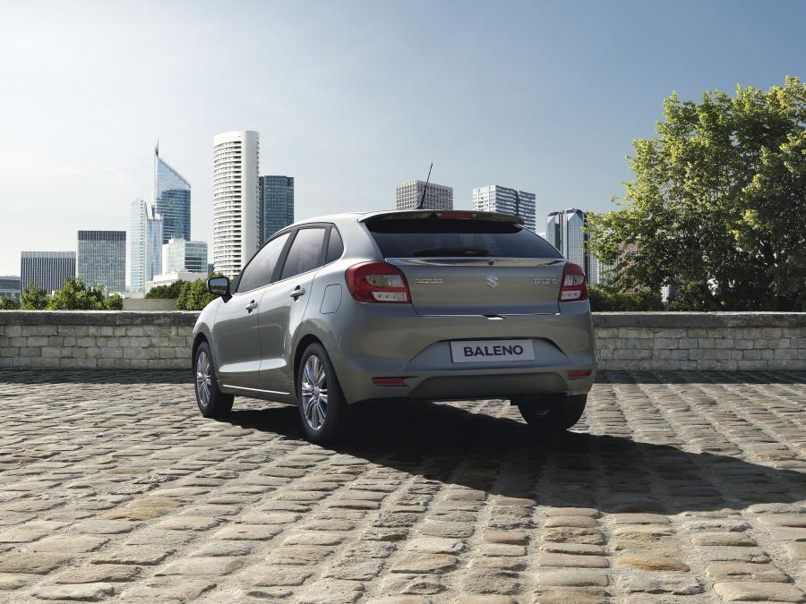  Suzuki Baleno 2015 года  (фото 16 из 29)